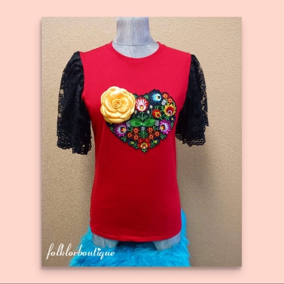 Tops - Picture 16 of 16